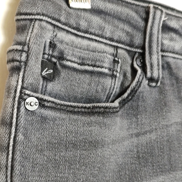 Kancan Women's Skinny Gray Frayed Hem Jeans - Picture 3 of 10